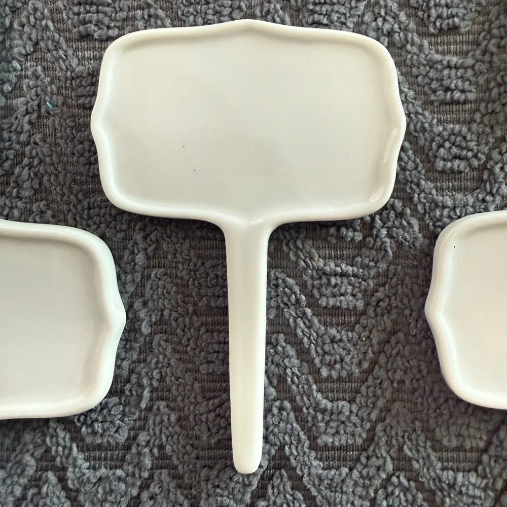 Crate&Barrel White Cheese Marker Set